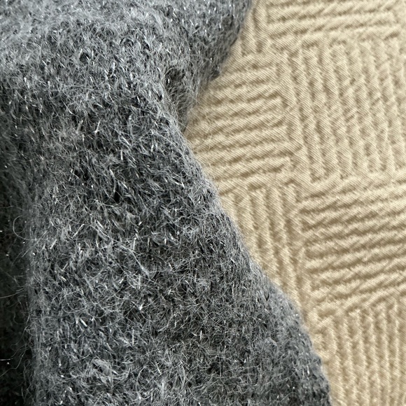 Sarah Pacini Charcoal Knit Accessory - Picture 3 of 3